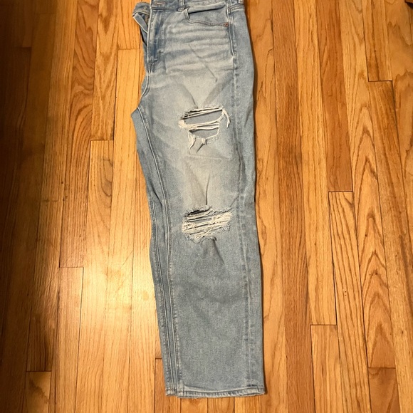 Women’sLight Blue Distressed Jeans - Picture 5 of 5